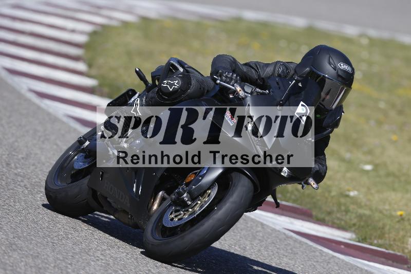 /05 07.04.2026 Cornu Master School ADR/Gruppe gruen/2